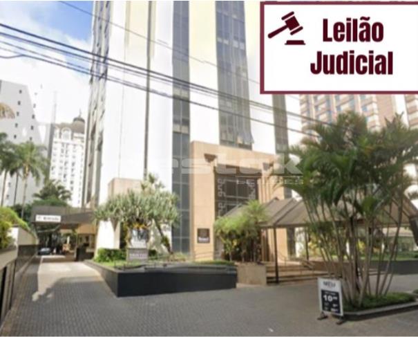 Apartamento em Cidade Monções/SP